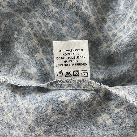 LOVERS + FRIENDS | Printed Bodysuit - Picture 12 of 15